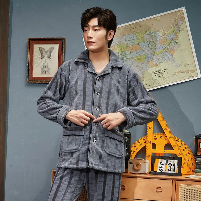 

Men's Pajamas Coral Fleece Autumn and Winter Cardigan Flannel Pajamas Men's Winter Thickening and Velvet Pijama Invierno Hombre