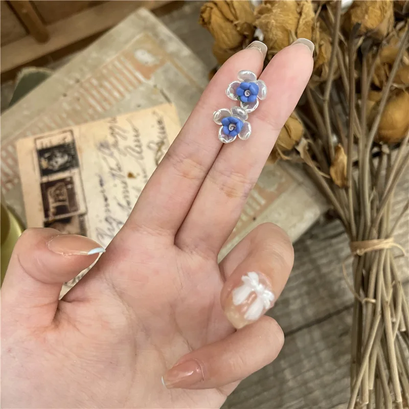 

Blue White Flower Stud Earrings Compact Gentle and Sweet Temperament Fashion With Simple Stud Earrings Gifts for Friend