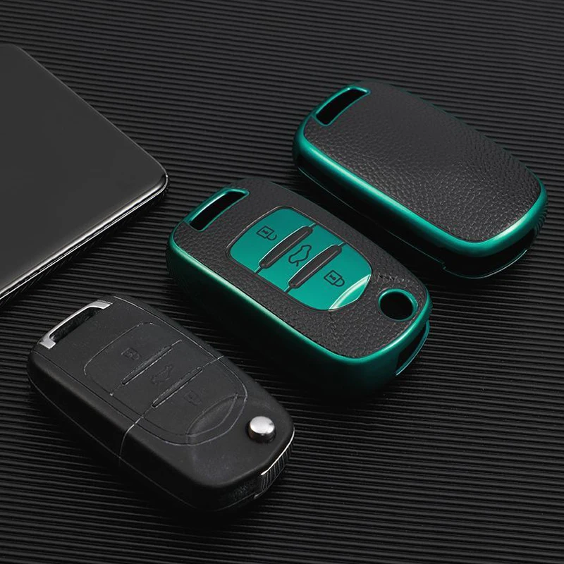 

Soft TPU + Leather Car Key Case for Baojun 510 310 730 560 Car Key Cover Shell Folding Remote Control Auto Accessories Keychain