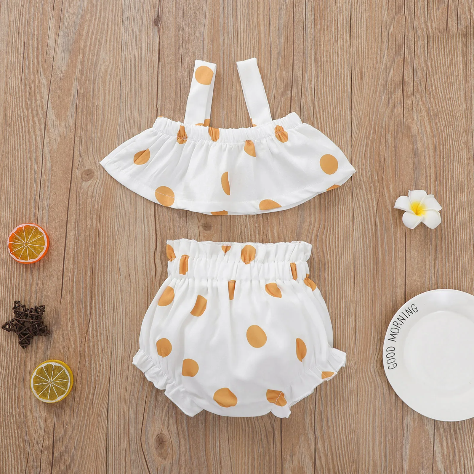 

Pudcoco 0-24M Toddler Baby Girl Summer 2Pcs Set Yellow Polka Dot Print Spaghetti Straps Sleeveless Short Tank Top+Shorts Outfits