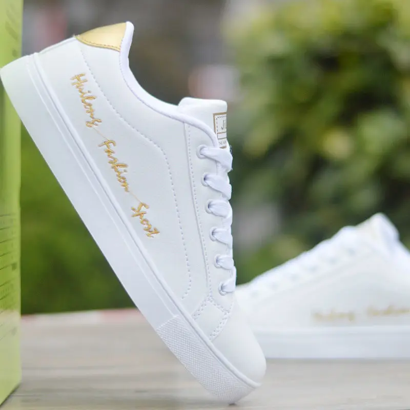 

Small white shoes men's 2021 new spring and winter fashion shoes men's Korean fashion casual sports shoes fashion shoes