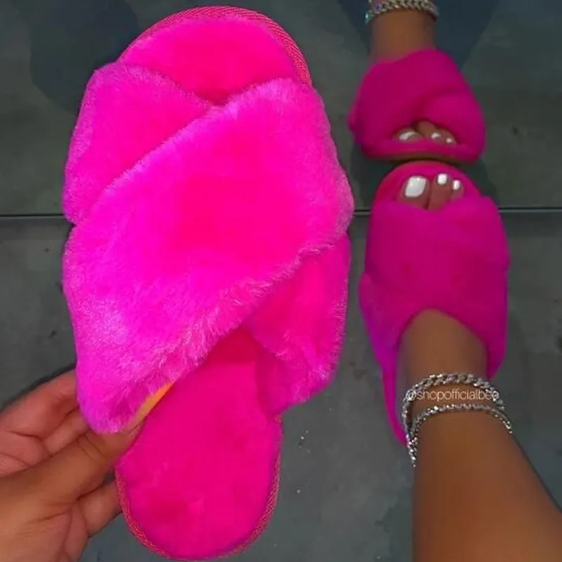 

2020 Pink Women Slides Leopard Fur Slides Winter House Slippers Fashion Warm Indoor Shoes Ladies Soft Cross Sandals