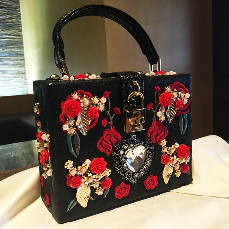 Роскошная дизайнерская модная вечерняя сумочка в форме сердца с бриллиантовой