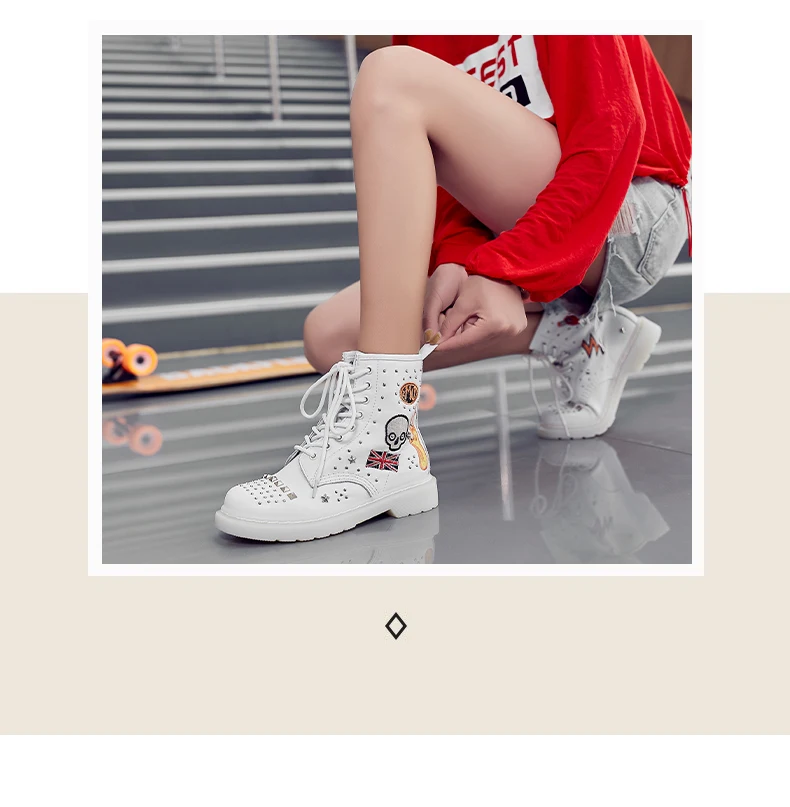 Autumn Winter Skull Rivet Women Ankle Boots White Genuine Leather Woman Boots Round Toe Lace Up Shoes Motorcycle Female Footwear