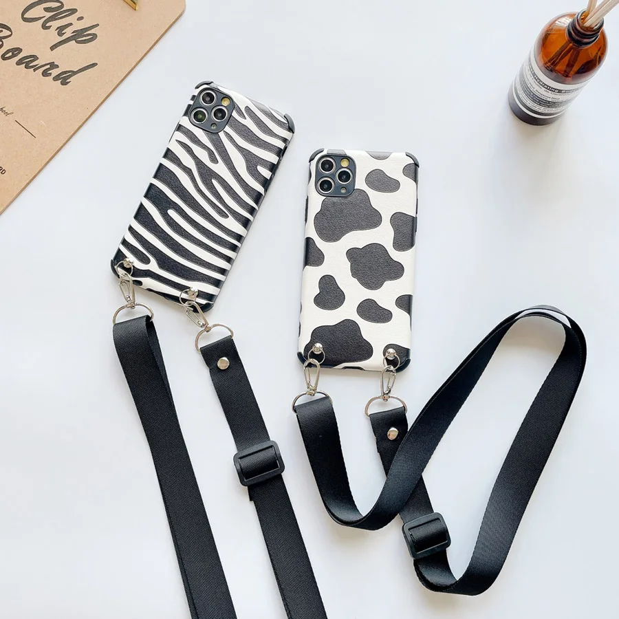 Мягкий силиконовый ударопрочный чехол с ремешком и цепочкой для iPhone 14 13 12 11 Pro Max 7 8