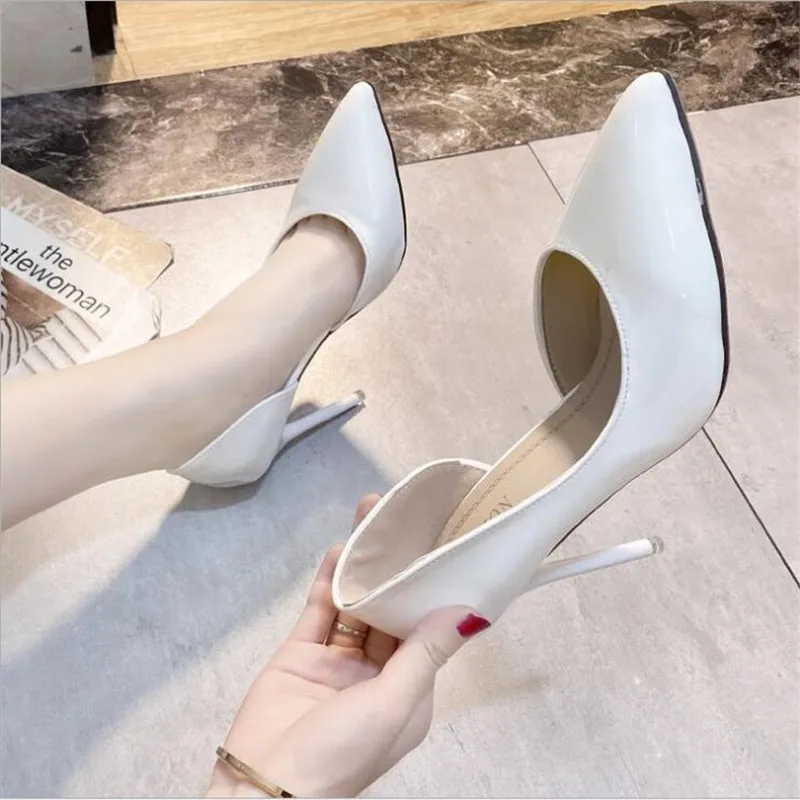 Thin heels pointed toe spring and autumn Pumps new black color pointed women's shoes are sexy and high heels