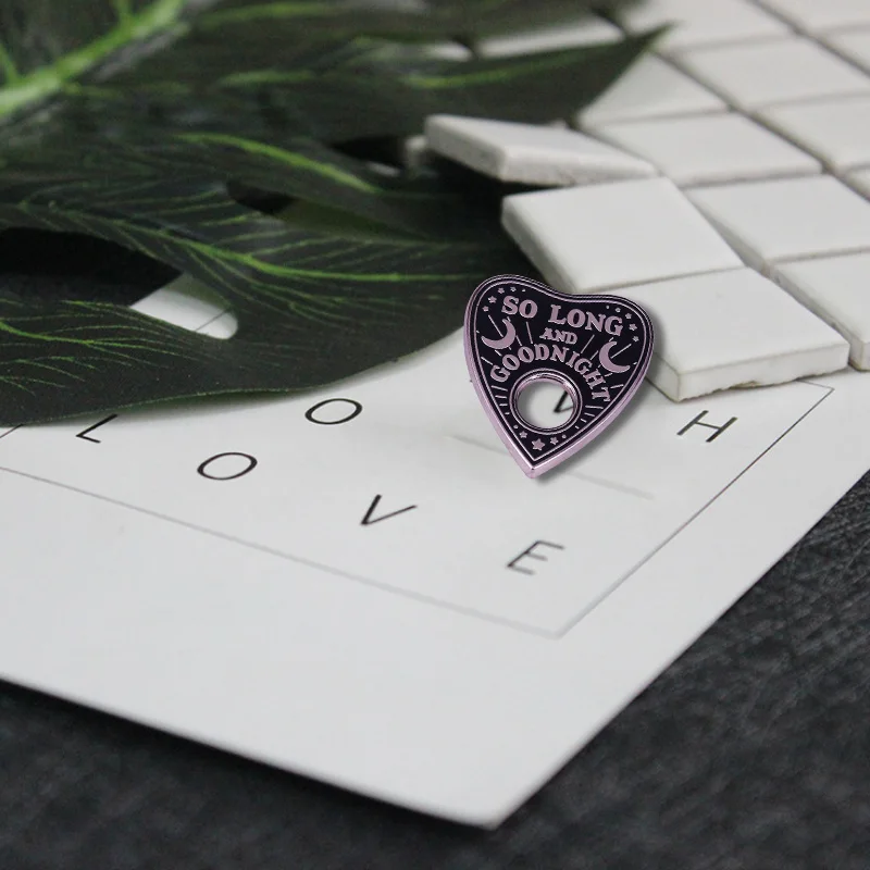 Эмалированная брошь с эмалью Моя химическая Романтика Елена оиджа - купить по