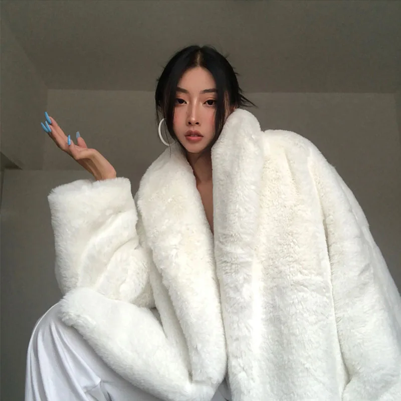Especially Female Faux Fur Coat Jacket 2021 Fluffy Cool Street Outerwear Luxury Winter Warm Fashion Brand Women Elegant Thick