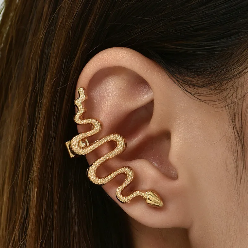 

Personality Snake Shape Alloy Clip Earrings 2021 Fashion Hanging Women Earring Summer Jewelry Girls Party Gift