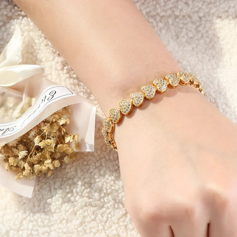 

Funmode Charm Luxury Full Micro AAA Cubic Zirconia Pave Heart Bracelets Decoration Adjustable Chain Bracelets For Bridal FB05
