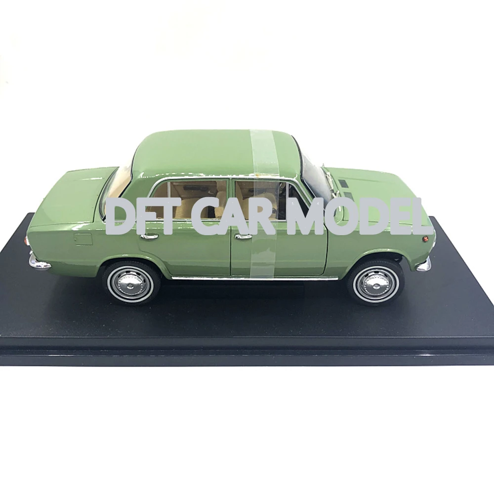 Литая модель автомобиля Lada 124 1:18 коллекция игрушек для подарков Бесплатная