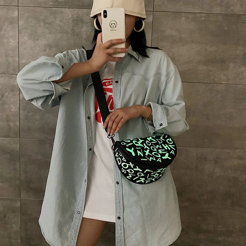 

Модные женские сумки-седло через плечо с граффити, 2021, алфавитная Серебристая сумка на плечо, дизайнерский кошелек из искусственной кожи A209