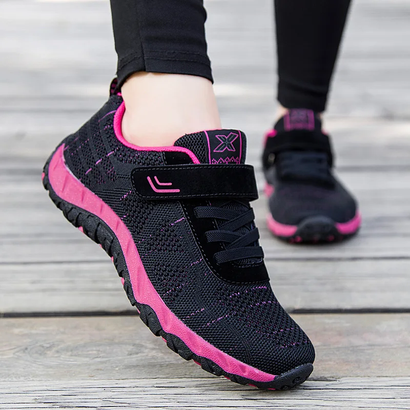 Женские кроссовки на плоской подошве со шнуровкой толстой мягкой для