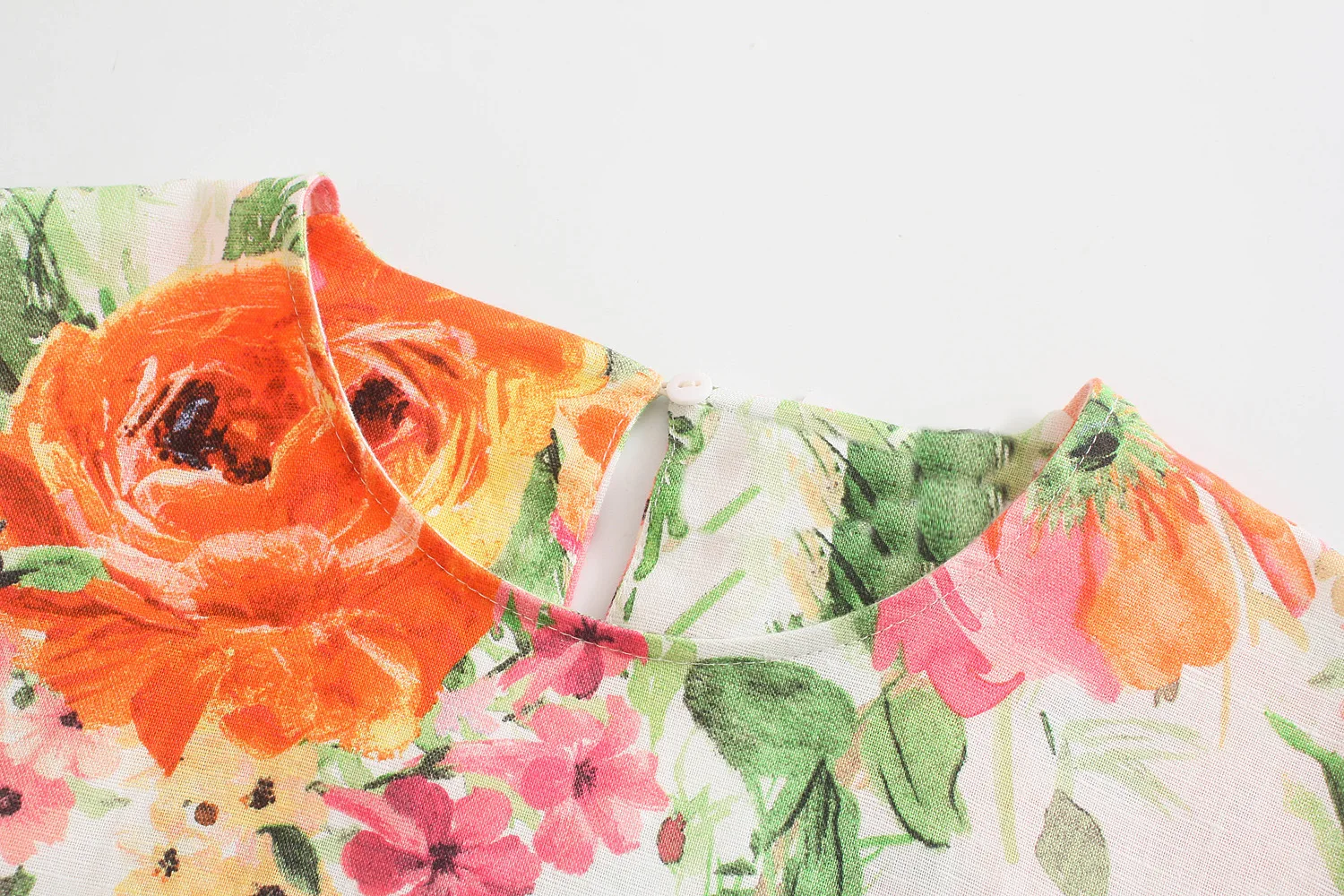 

HWLZLTZHT Summer Cut Out Floral Print Dress 2021 Long Sleeve O Neck Vintage Mini Dresses Woman Fashion Back Opening Party Dress