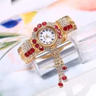 Женский браслет с цепочкой и кисточкой