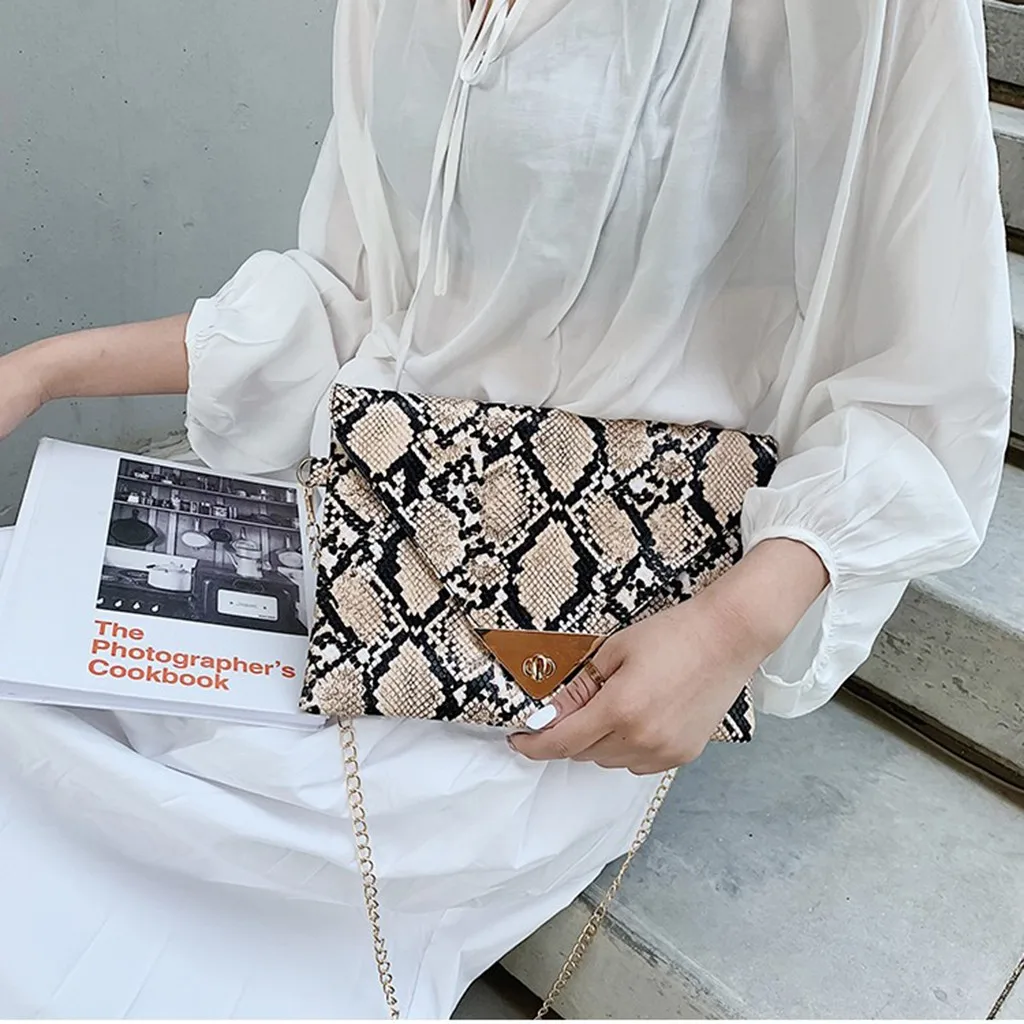 Женская модная квадратная сумка мессенджер со змеиным принтом и ремешком на