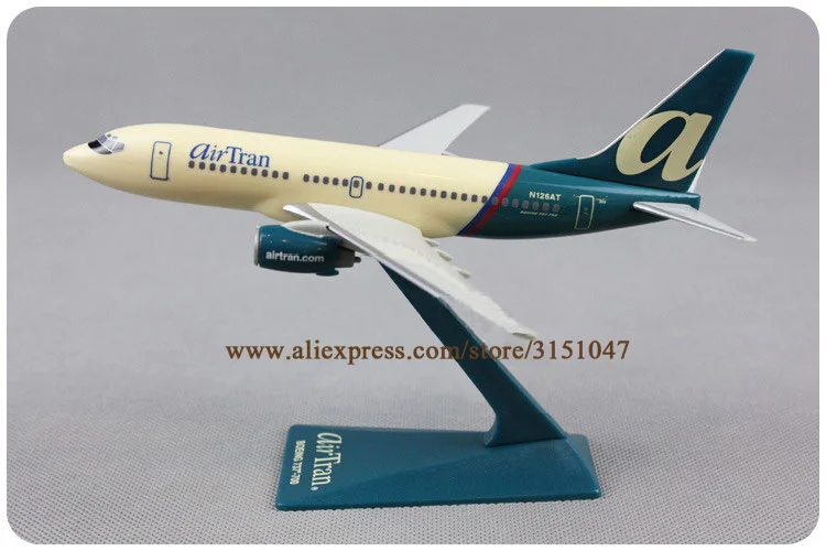 

17CM 1:200 Plastic Air American AirTran Airways Boeing 737 B737 Airlines Aircraft DIY Assembled Assembly airplane model Plane