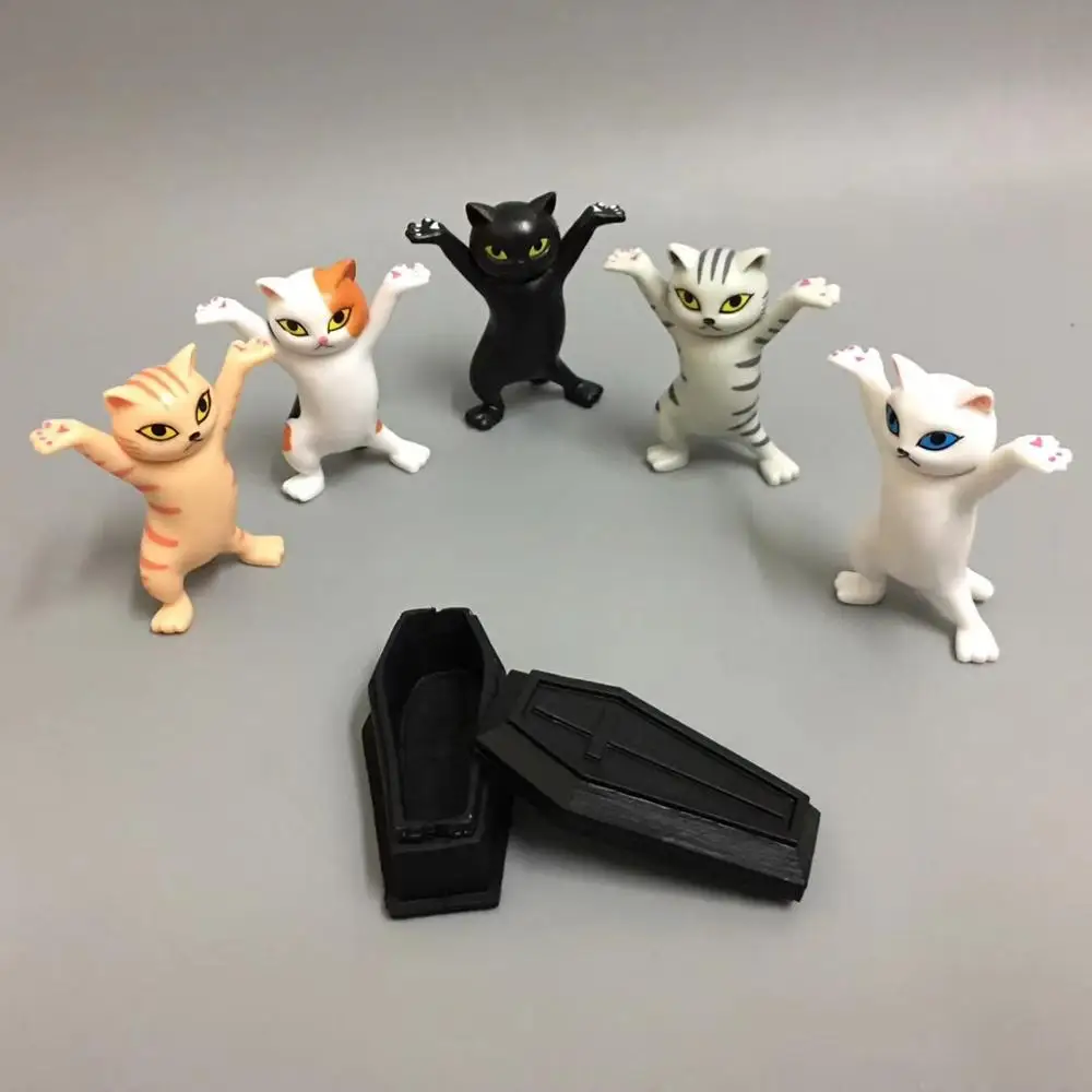 

Kid Funny Decor Carrying A Coffin Cat Pen Holder Home Bookshelf Animal Statue Handmade Doll Toy Display PVC Creative Model Gifts