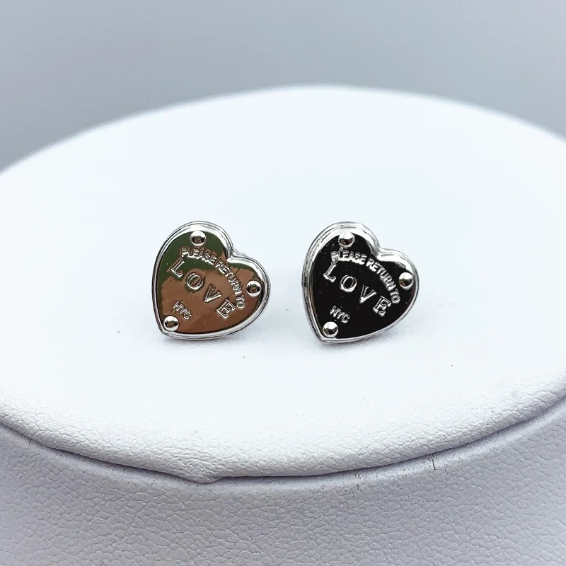 

1:1 925 Sterling Silver Classic Simple European And American Style Heart-Shaped LOVE Earrings, Holiday Jewelry Gifts For Ladies