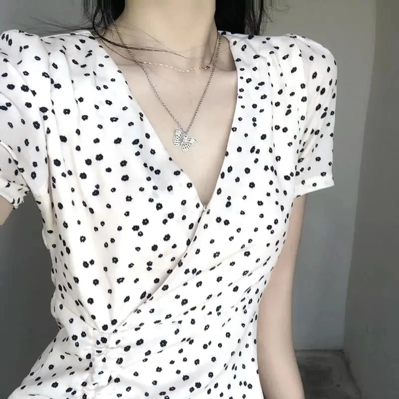 

Sweet Floral Irregular Drawstring V-neck Dress With Short Sleeves Dresses for Women Clothing summer Bohemian Elegant Dress 2021