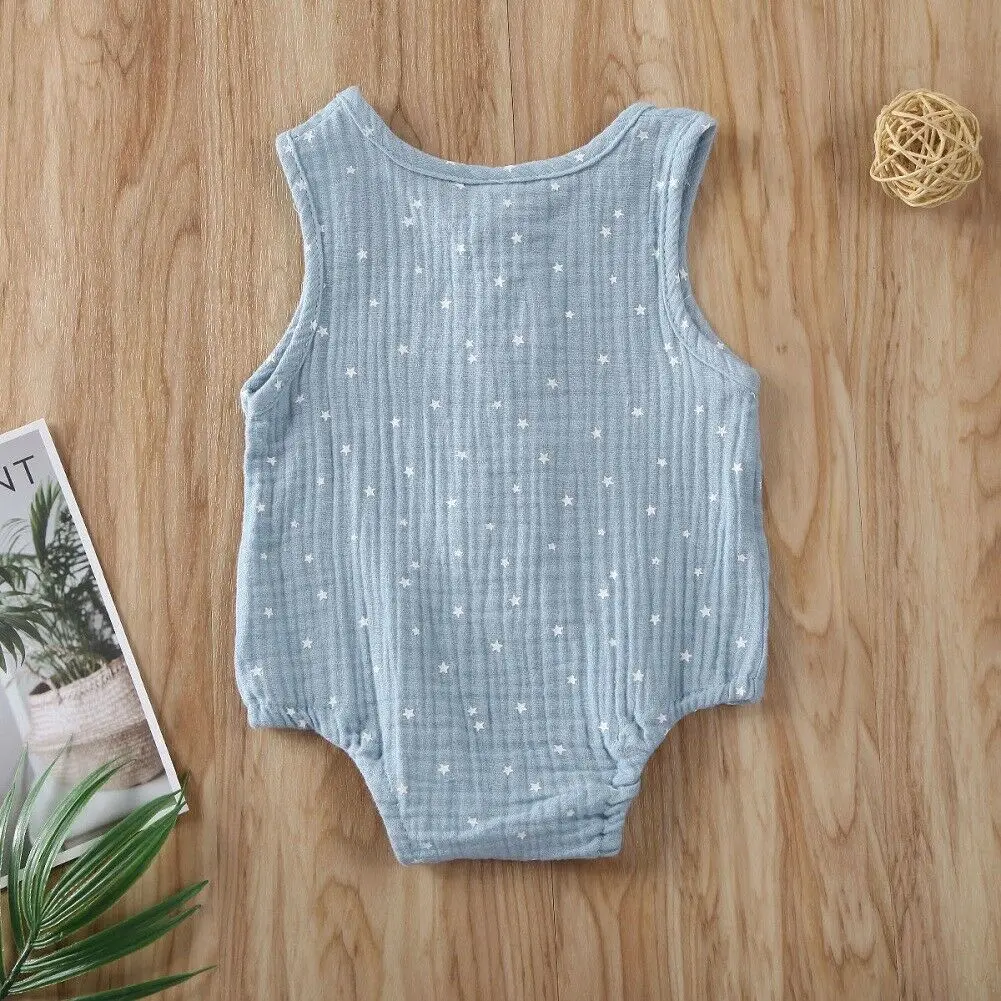 Летняя одежда в горошек без рукавов с пуговицами круглым вырезом для