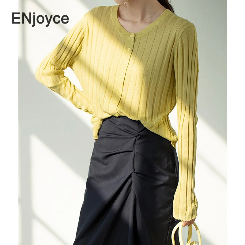 

2021 Spring Vintage Green V-Neck Single Breasted Thin Sweaters Women Slim Fit Cropped Tops Sweater Female Knitted Cardigans Coat