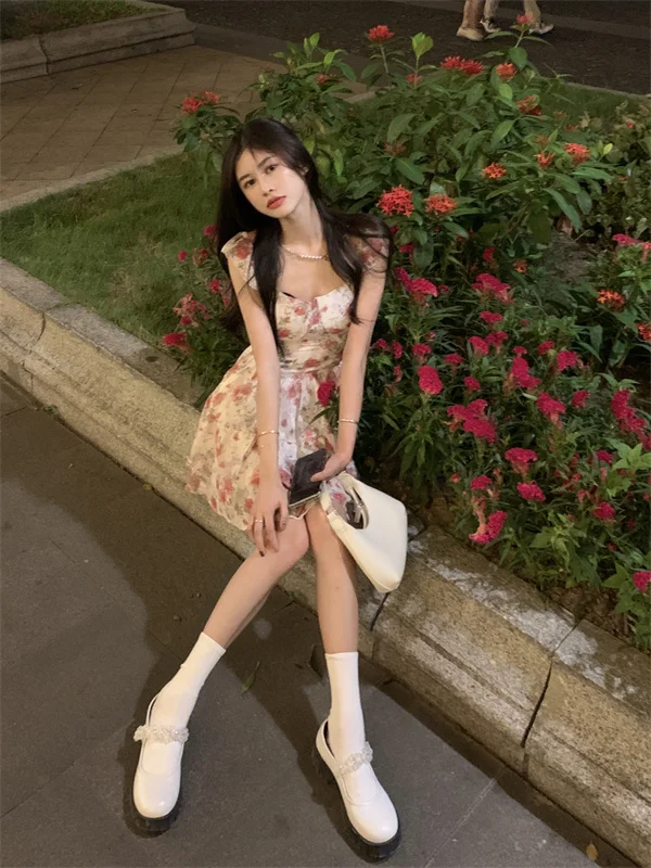 Платье с цветочным принтом | Женская одежда