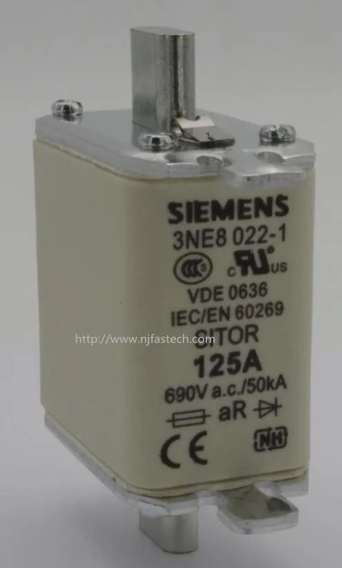 

Новый оригинальный предохранитель SITOR 125A 690V 3NE8022-1 aR предохранитель время предохранителя Термопредохранитель