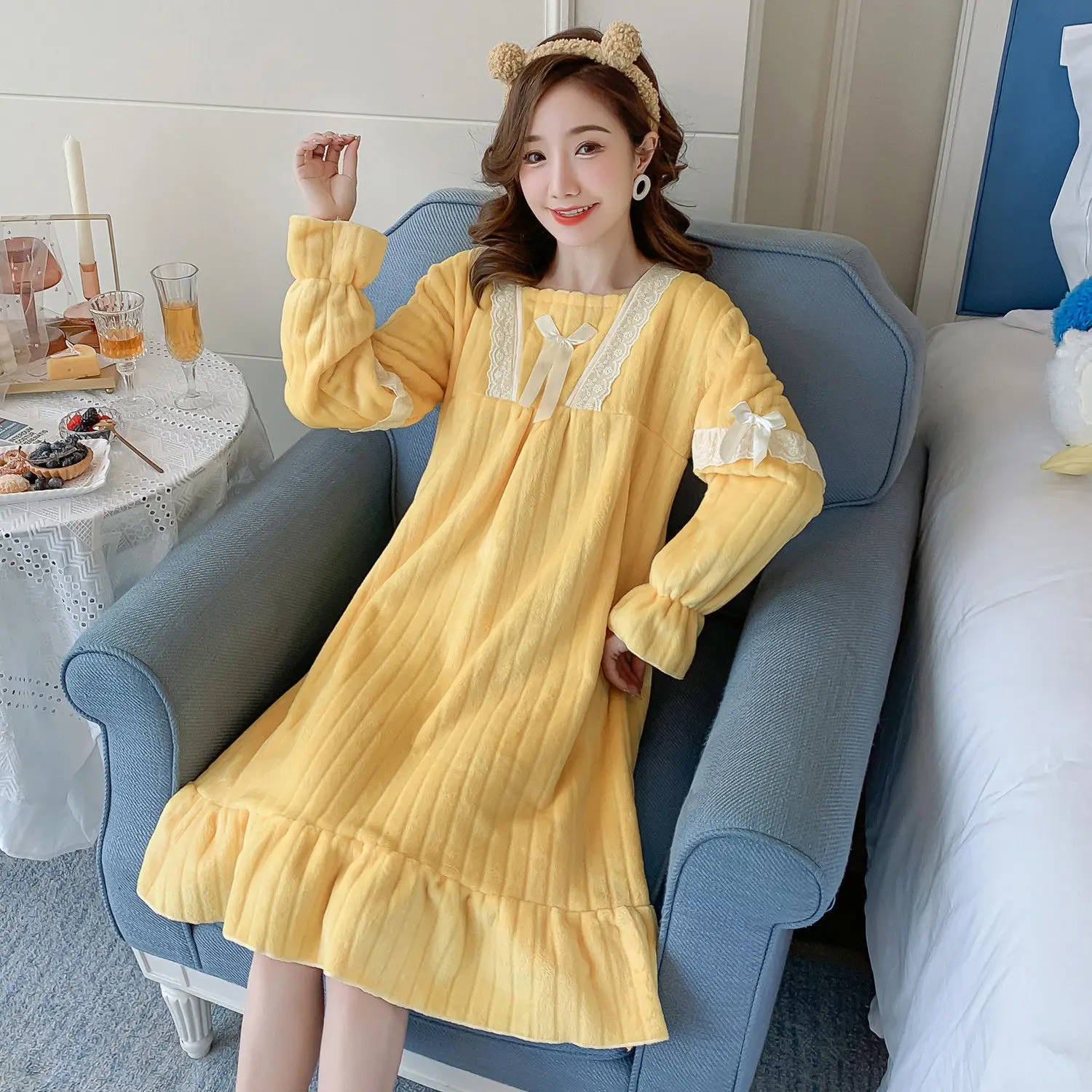 Facecloth Nightgown Long Section Winter Thickened Coral Velvet Pajamas Female Long-sleeved Doll Collar Students Cute Princess