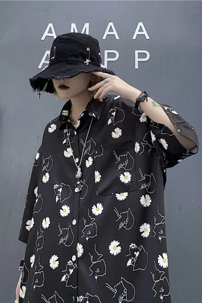 

2020 Summer New Youth Popular Loose Korean Ins Personality Printed Five-point Sleeve Shirt Fashion Casual Shirt Jacket
