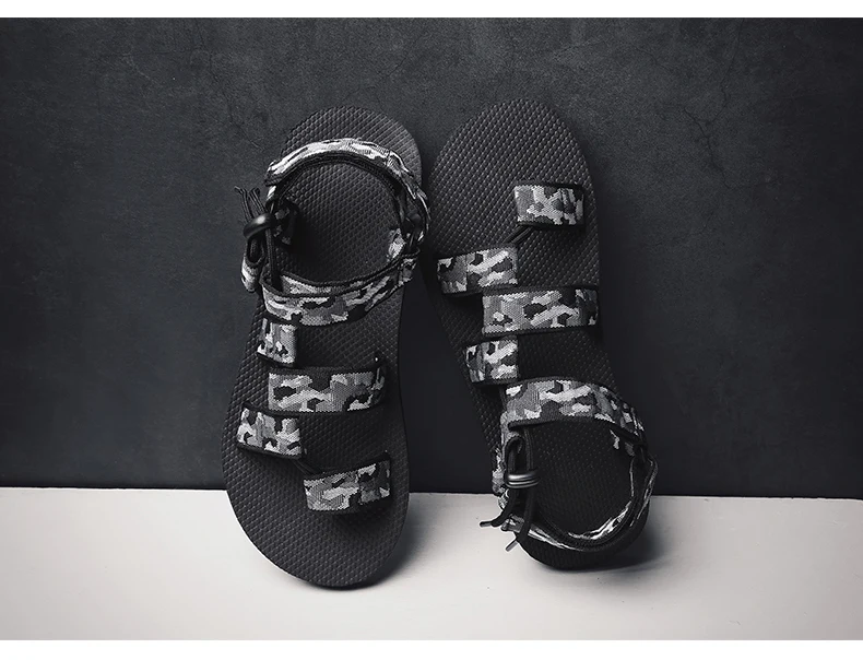 VRYHEID/мужские сандалии; коллекция года; летние мужские черные пляжные сандалии; высококачественные летние сандалии на плоской подошве; Sandalias Para Hombre; большие размеры 39-45