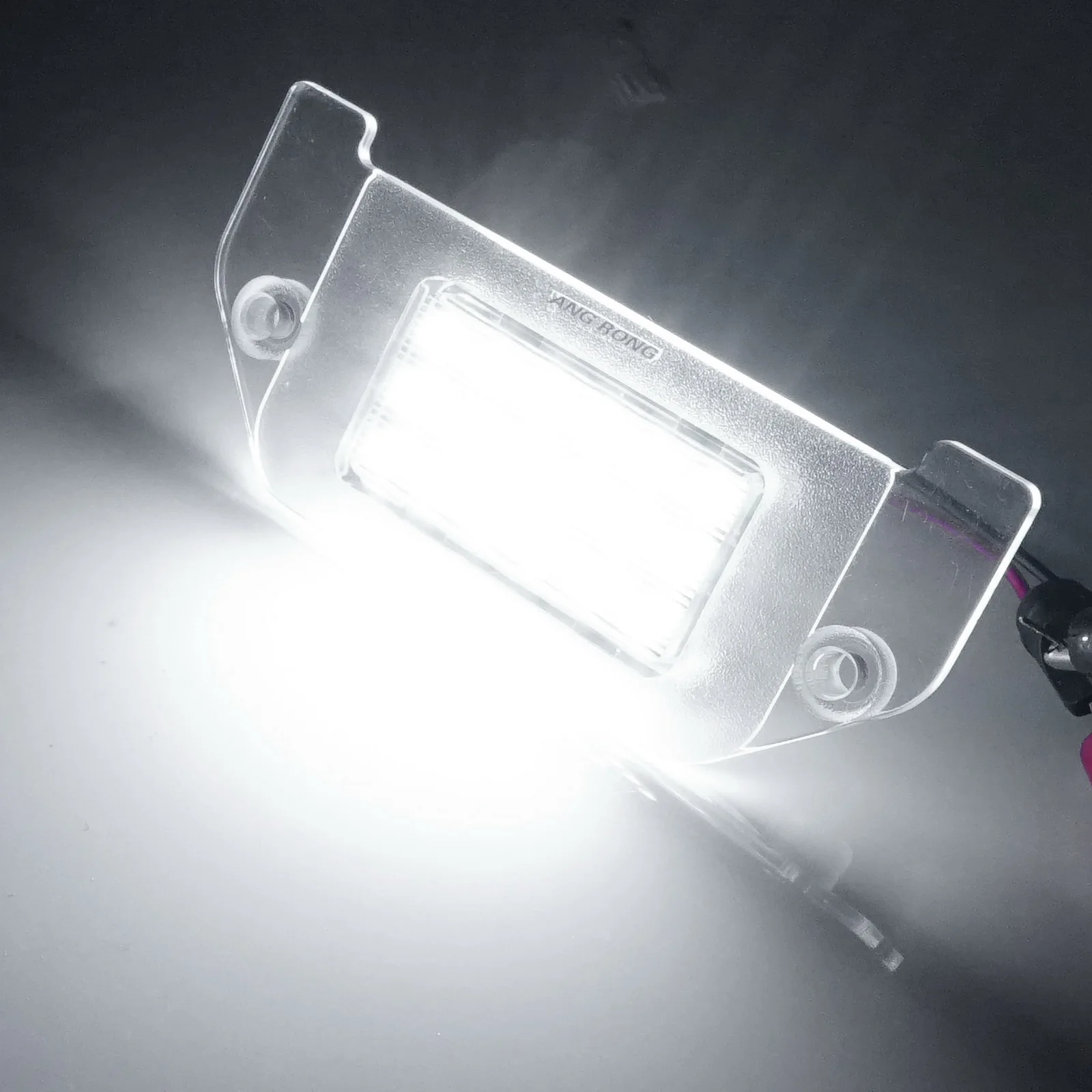 Белая светодиодная лампа освещения номерного знака для Dodge Avenger Challenger Charger Magnum