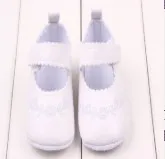 White C Новая весенне-Осенняя обувь из искусственной кожи для маленьких мальчиков и девочек Повседневный нескользящий удобный однотонный мокасины для малышей от 0 до 18 месяцев - Цвет: White C