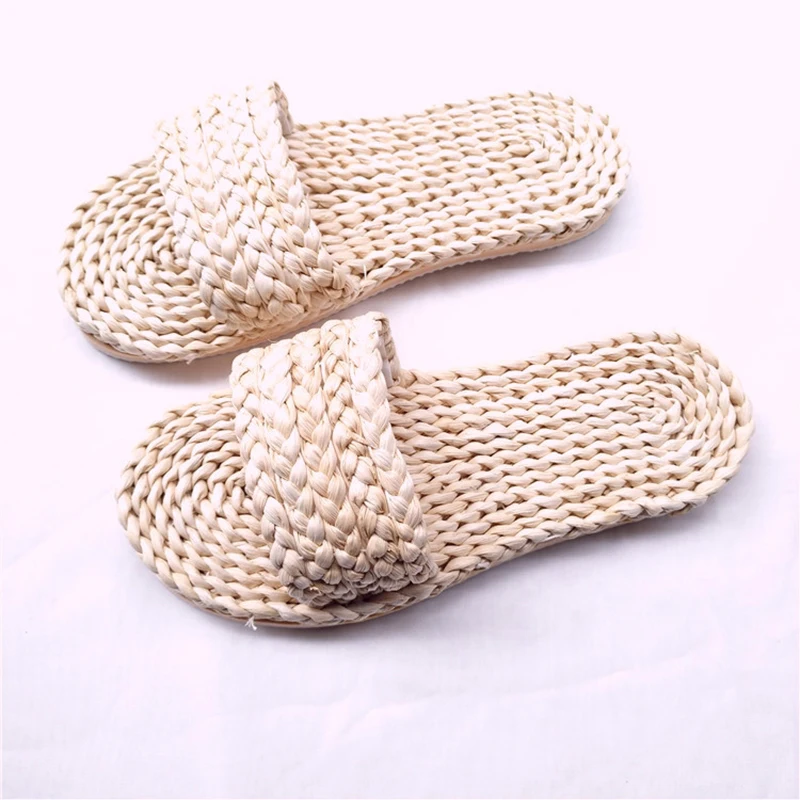 

2020 new couple shoes summer fashion unisex home shoes straw slippers handmade Chinese style straw comfortable beach sandals