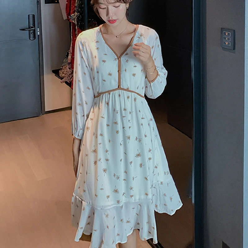 

Женское шифоновое платье средней длины, элегантное винтажное Повседневное платье с цветочным принтом в стиле бохо, модельное корейское пла...