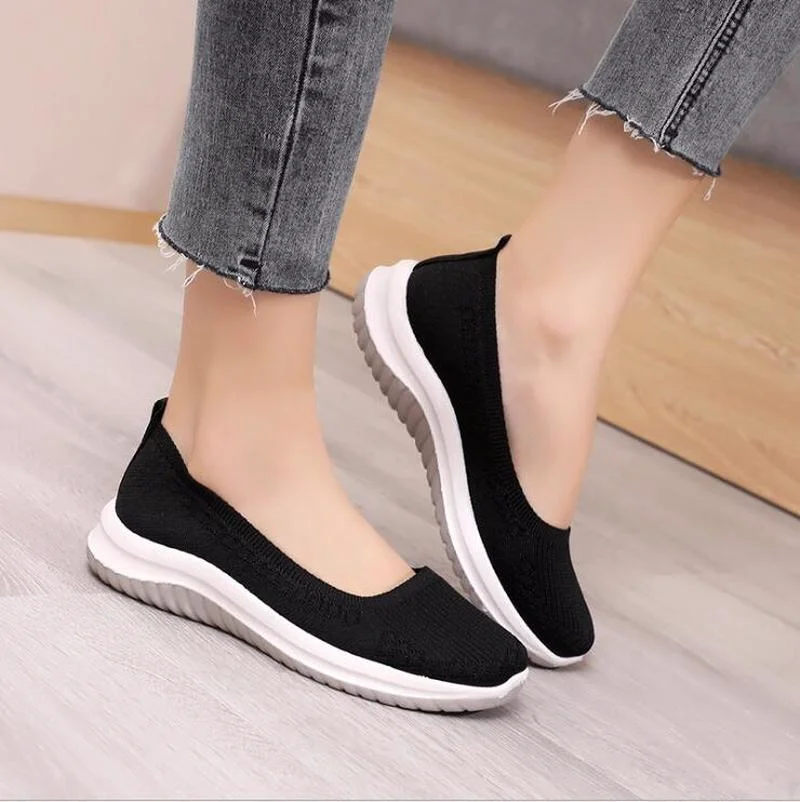 

Women Fashion Summer Casual Sport Flats Female Breathable Soft Slip on Shoes Ladies Mesh Comfortable Shallow Shoes Zapatos Mujer