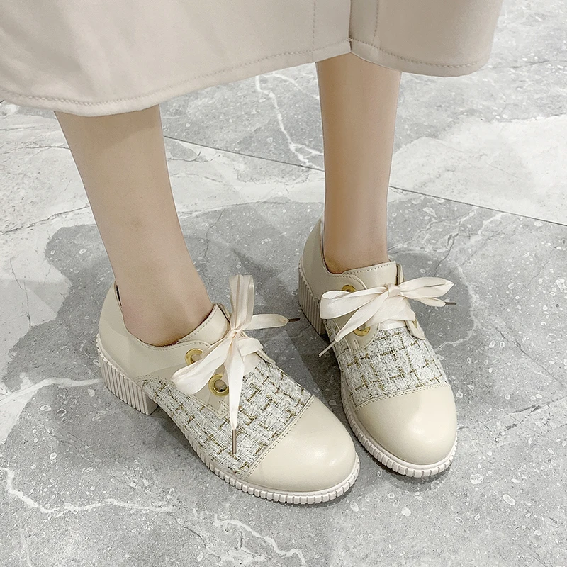 

2020 Small Leather Shoes Women's Retro Spring New Version Of The Wild Black Square Head Thick Shoes Mujer Chaussure Femme W40-59
