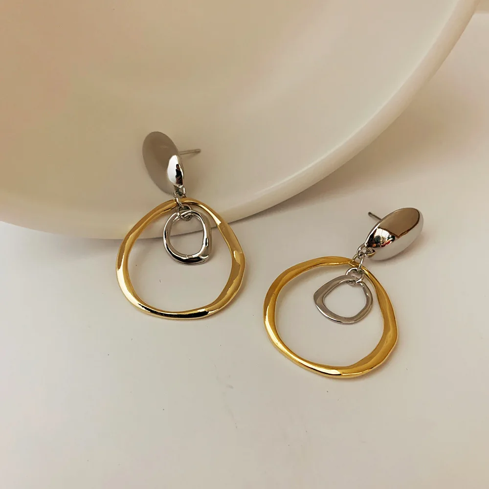 

2021 New Trendy Retro Gold Silver Color Contrast Metal Geometric Stitching Round Stud Earrings for Women Girls Jewelry