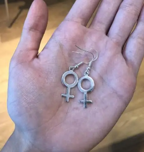 

10pcs Feminist lesbian woman earrings