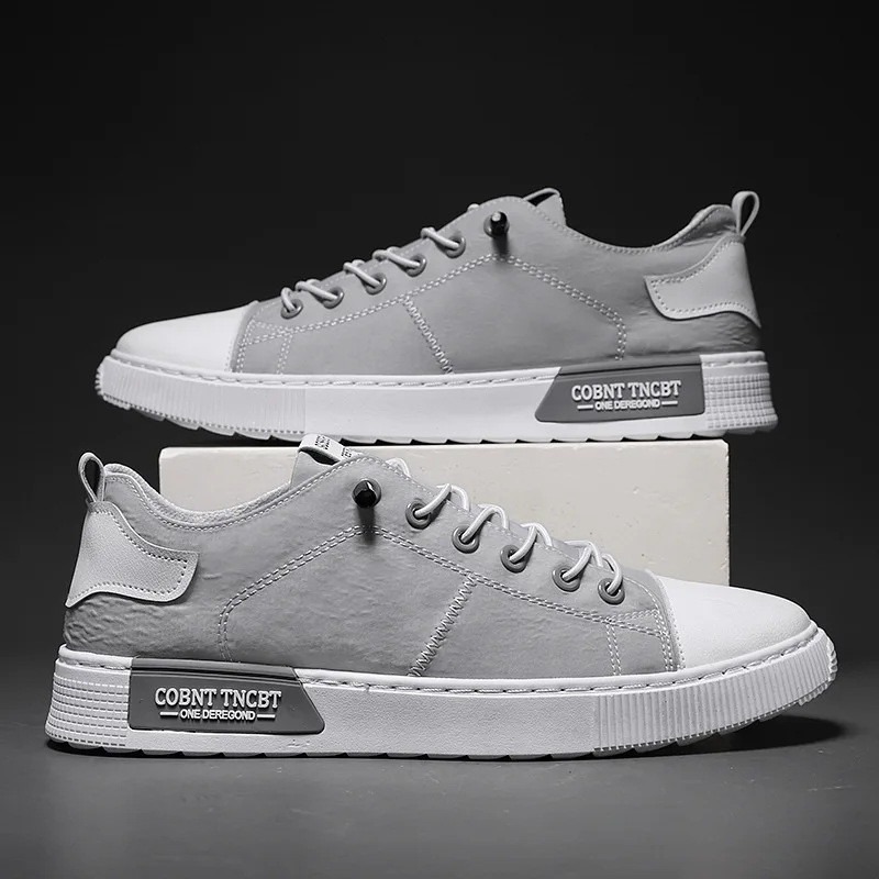 

Korean Fashion Men's Umbrella Cloth Breathable Shoes Casual Canvas Shoes