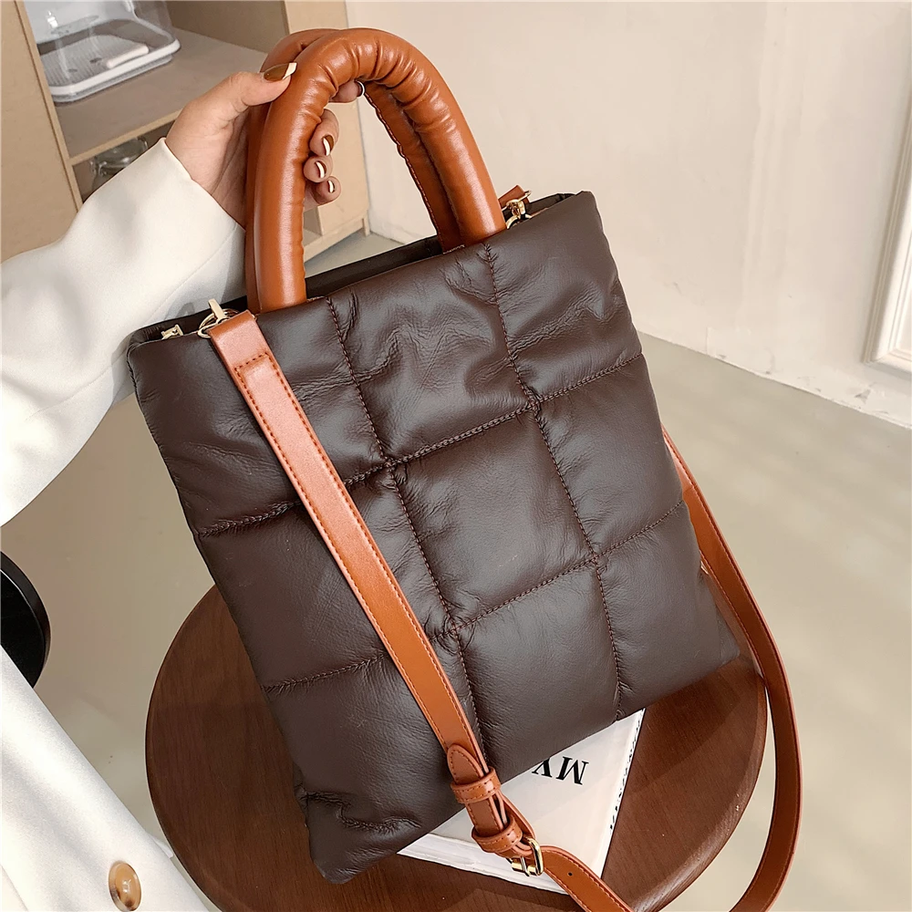 

Two Tones Padded PU Leather Double Handle Tote Bags For Women Famous Brand Down Cotton Bucket Shoulder Bags For Office Work 2022