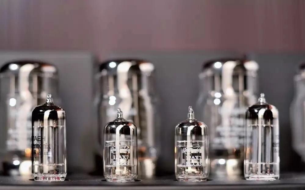 Новейшие усовершенствованные 38 Вт * 2 линии магнитного LM-216IA ламповый усилитель