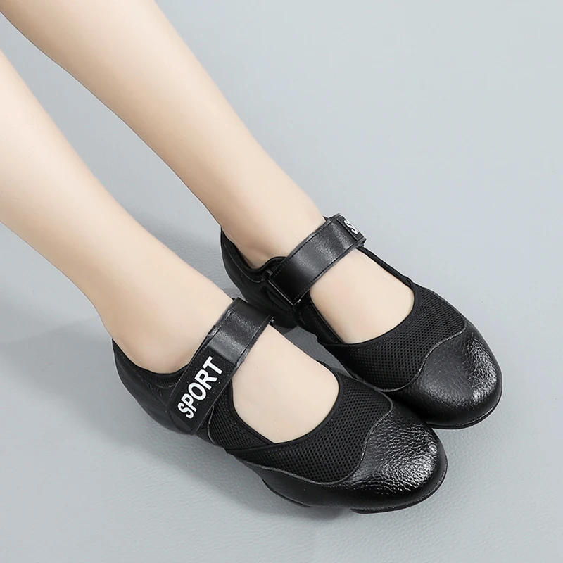 

Adult female cow leather breathable comfortable mother shoes Square Dancing outdoor antiskid shoes soft sole dance shoes women