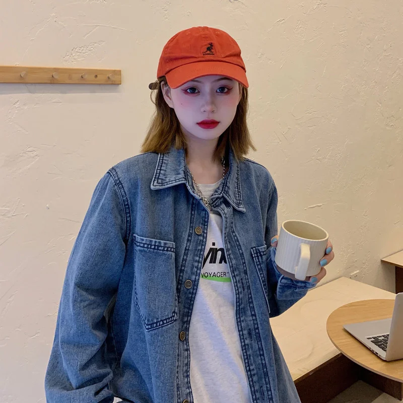 

Женская джинсовая куртка с длинным рукавом, элегантная свободная приталенная универсальная куртка с воротником-поло в Корейском стиле, вес...