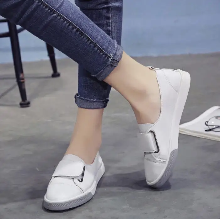 Женские мокасины из натуральной кожи белые Лоферы без застежки на плоской