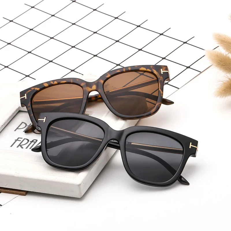 

Luxury Designer Oversize Fashion Women Sun Glasses Vintage Glasses Men Metal Frame Sunglasses Lunette Oculos Feminino Gafas