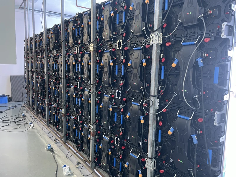 Внутренний фиксированный гибкий светодиодный видеорекламный щит 500x500 мм для