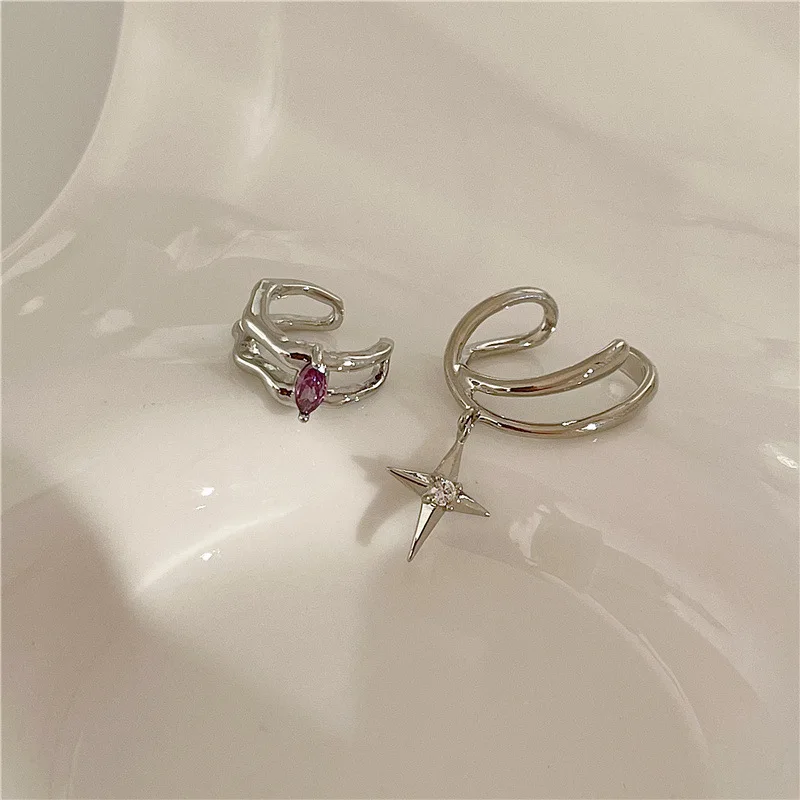 

Personality Design No Pierced Jesus Cross Ear Clip For Women Unusual Cool Metal Silver Color Clips Earring Jewelry Gift