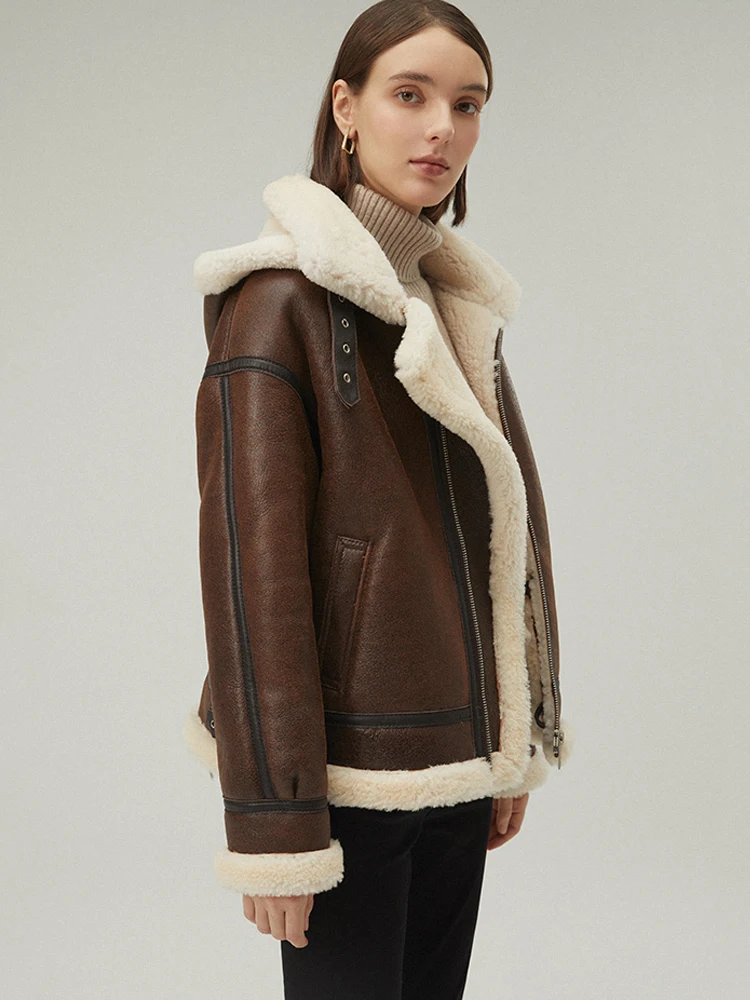 2020 New Womens Shearling Jacket Thicken Wool Coat Short Leather Jacket Hooded Fur Jacket Sheepskin Coat