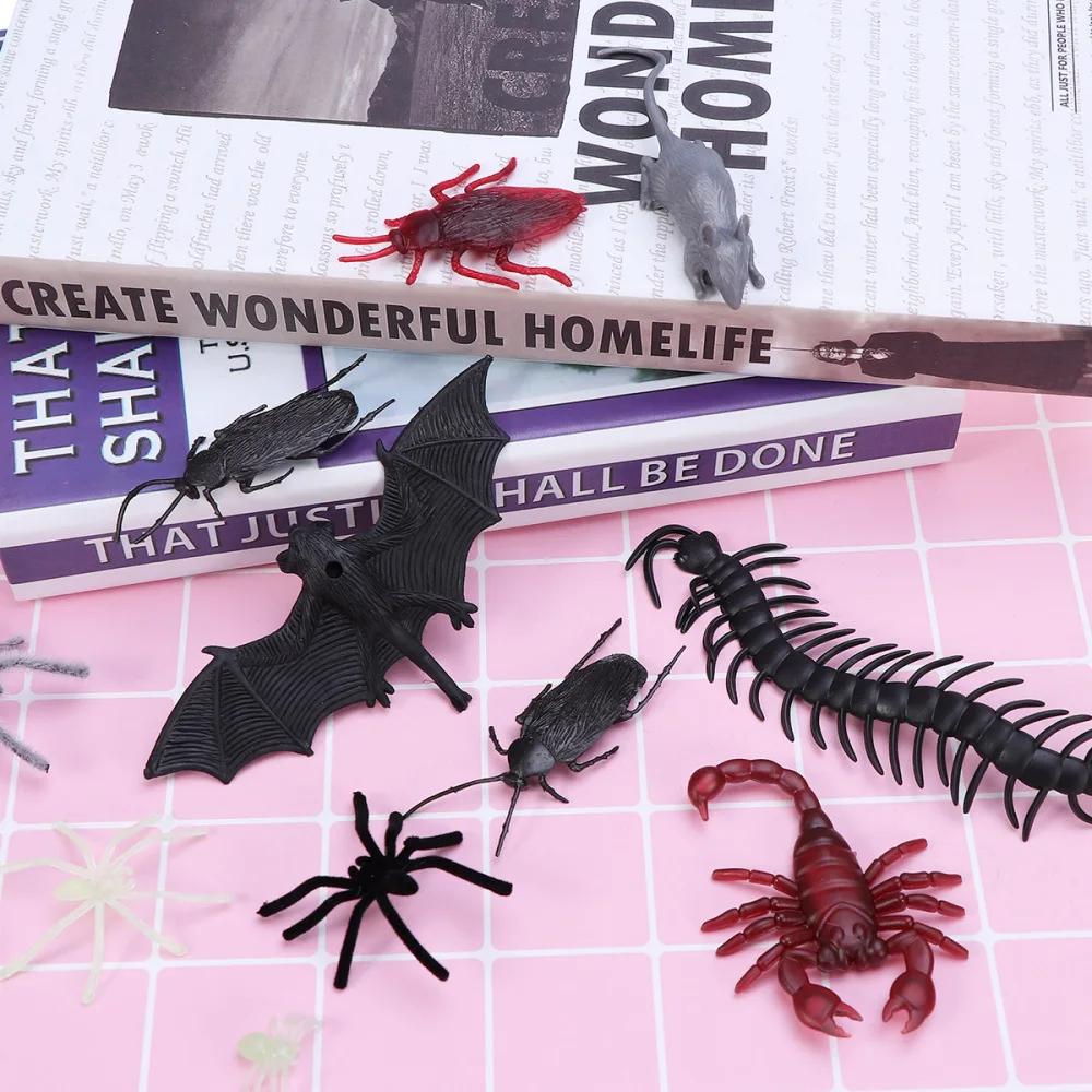 

44pcs Simulation Bugs Fake Spiders Scorpion Flies Bat for Party Favors Decoration